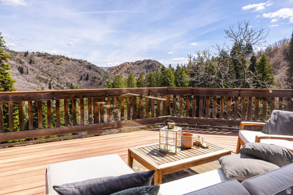 Image 24 of property listing at 6298 E LEFTHAND FORK LN, Emigration Canyon, UT 84108