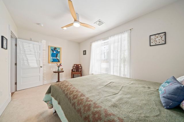 76 Court St 4, Plymouth, MA 02360