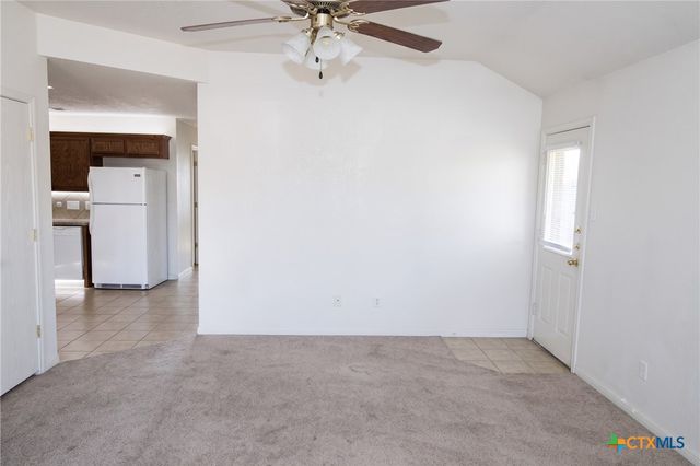 2915 Sunflower Trail b, Copperas Cove, TX 76522