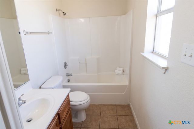 2915 Sunflower Trail b, Copperas Cove, TX 76522