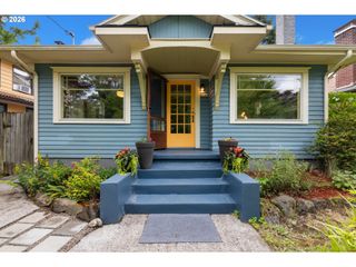 4246 Ne HOYT St, Portland, OR 97213