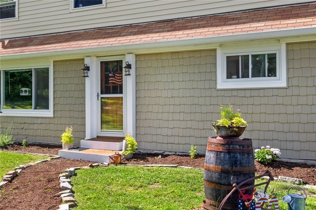 132 Bethlehem Church Rd, Hopewell Twp, PA 15001
