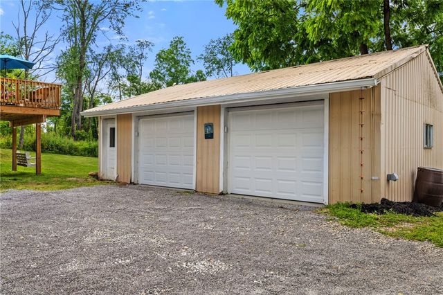 132 Bethlehem Church Rd, Hopewell Twp, PA 15001
