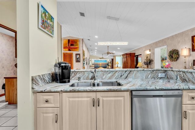 5572 Sugar Mill Court, Delray Beach, FL 33484