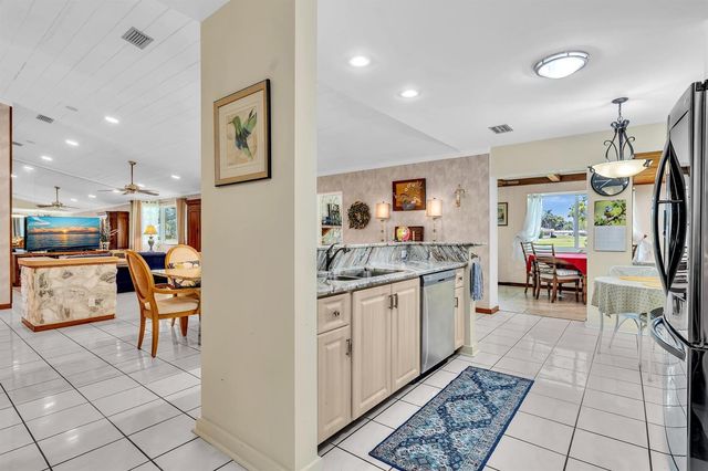 5572 Sugar Mill Court, Delray Beach, FL 33484