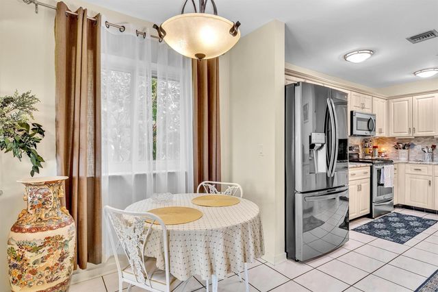 5572 Sugar Mill Court, Delray Beach, FL 33484