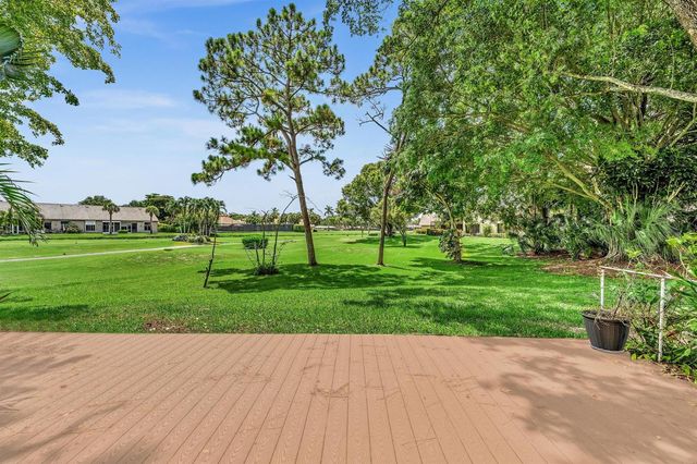 5572 Sugar Mill Court, Delray Beach, FL 33484