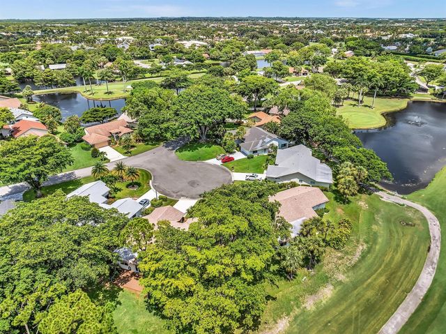 5572 Sugar Mill Court, Delray Beach, FL 33484