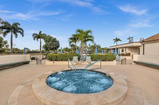 5572 Sugar Mill Court, Delray Beach, FL 33484