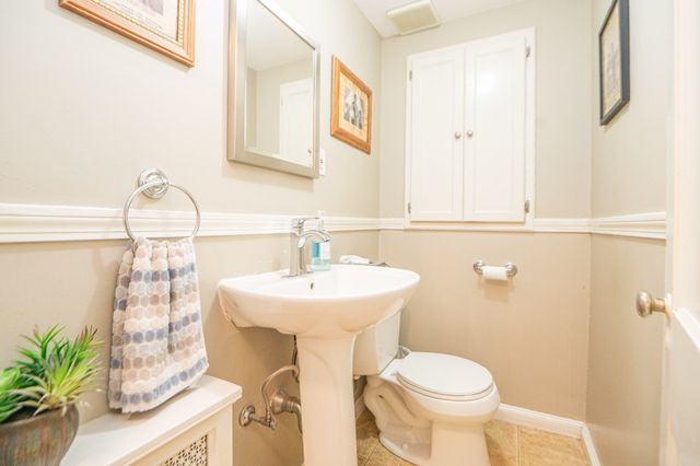 41 Plymouth Ave, Swampscott, MA 01907
