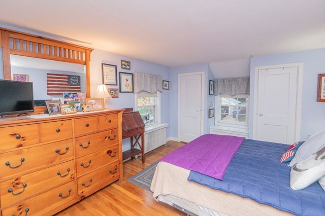 41 Plymouth Ave, Swampscott, MA 01907