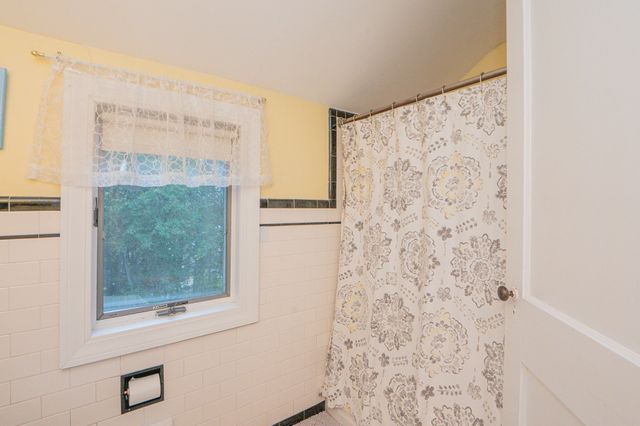 41 Plymouth Ave, Swampscott, MA 01907