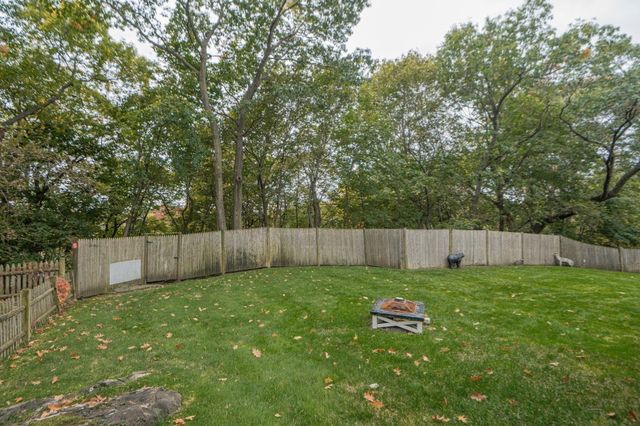 41 Plymouth Ave, Swampscott, MA 01907
