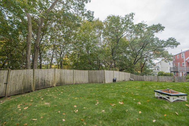 41 Plymouth Ave, Swampscott, MA 01907