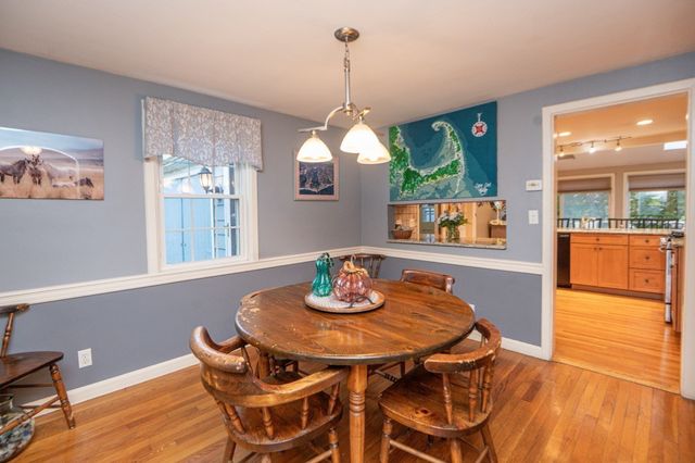 41 Plymouth Ave, Swampscott, MA 01907