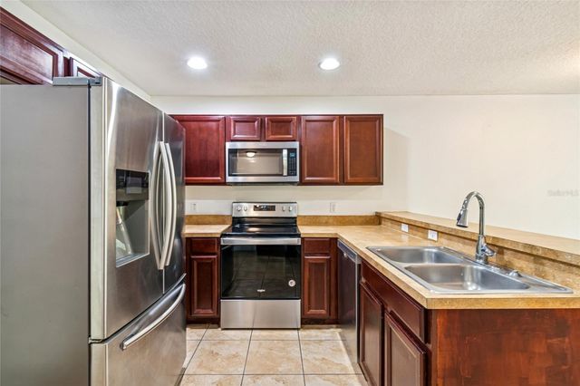 113 GLOWING PEACE LANE 97, Orlando, FL 32824