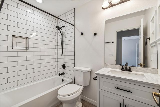 113 GLOWING PEACE LANE 97, Orlando, FL 32824