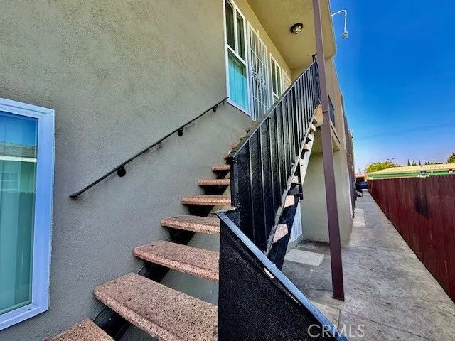 815 N Rose F, Compton, CA 90221