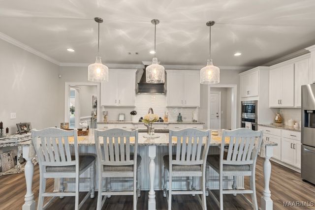 1294 Charleston Drive, Prattville, AL 36066