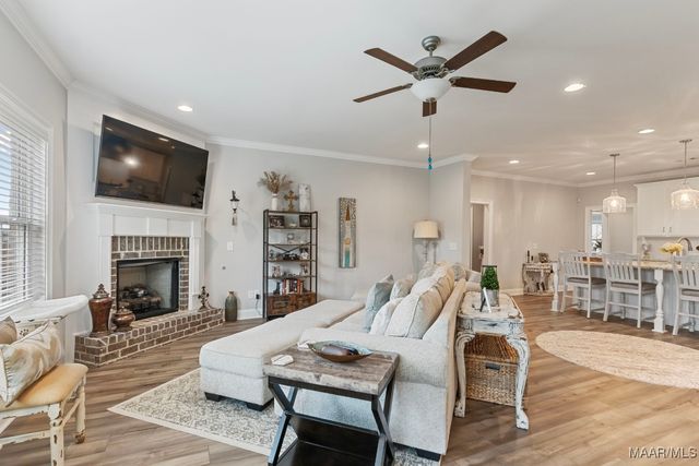 1294 Charleston Drive, Prattville, AL 36066