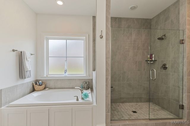 1294 Charleston Drive, Prattville, AL 36066