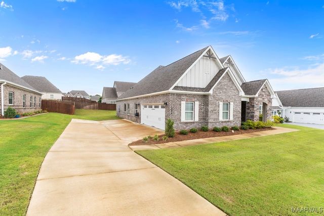 1294 Charleston Drive, Prattville, AL 36066