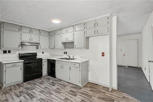 6364 Maddox Road, Morrow, GA 30260