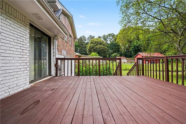 6364 Maddox Road, Morrow, GA 30260
