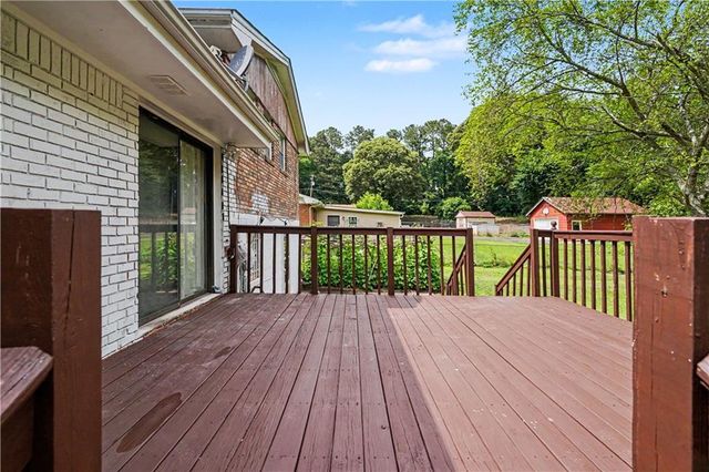 6364 Maddox Road, Morrow, GA 30260