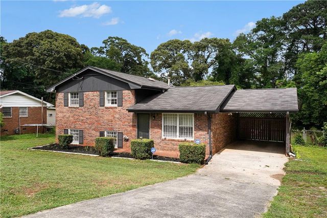 6364 Maddox Road, Morrow, GA 30260