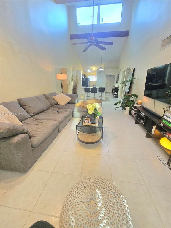 1757 NW 74th Ave 15, Plantation, FL 33313
