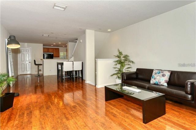 8610 MAJESTIC ELM COURT, Lakewood Ranch, FL 34202