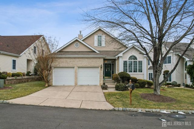 4 Trent Road, Monroe, NJ 08831