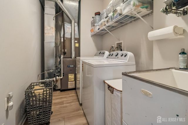 4 Trent Road, Monroe, NJ 08831