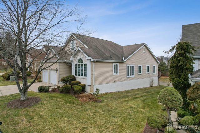 4 Trent Road, Monroe, NJ 08831