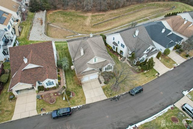 4 Trent Road, Monroe, NJ 08831