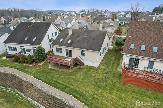 4 Trent Road, Monroe, NJ 08831