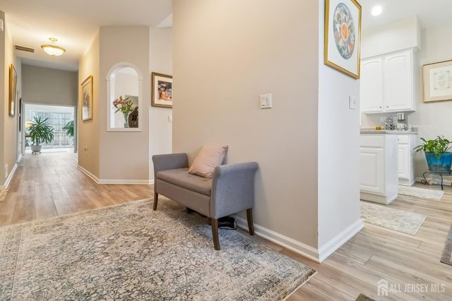 4 Trent Road, Monroe, NJ 08831