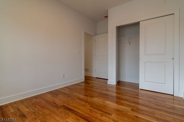40 Avenue I, Monroe Twp., NJ 08831