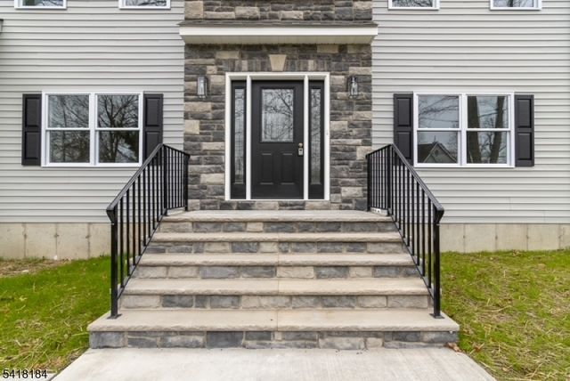 40 Avenue I, Monroe Twp., NJ 08831