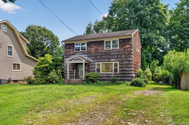 10 Washington Avenue, Sloatsburg, NY 10974