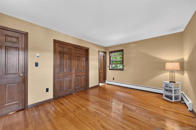 10 Washington Avenue, Sloatsburg, NY 10974