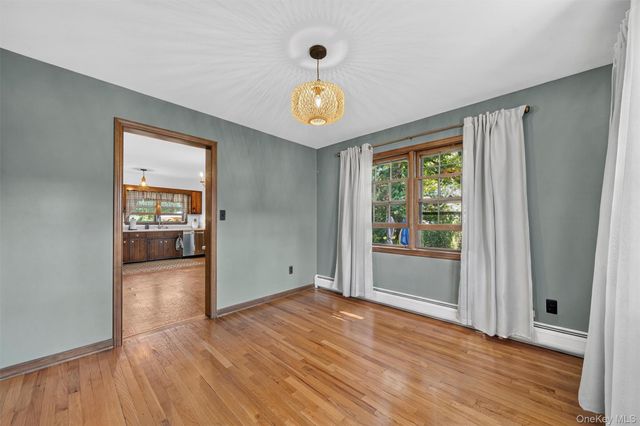 10 Washington Avenue, Sloatsburg, NY 10974