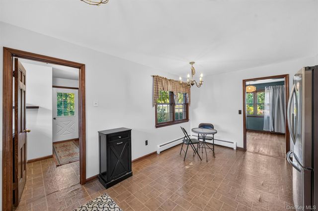 10 Washington Avenue, Sloatsburg, NY 10974
