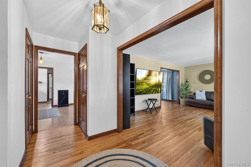 10 Washington Avenue, Sloatsburg, NY 10974 — photo 3