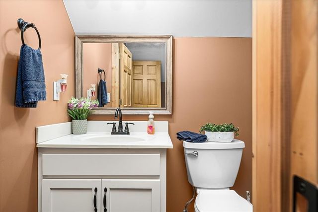 253 Hiawassee Ln, NW, Celina, TN 38551