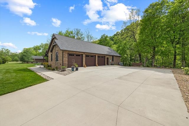 253 Hiawassee Ln, NW, Celina, TN 38551
