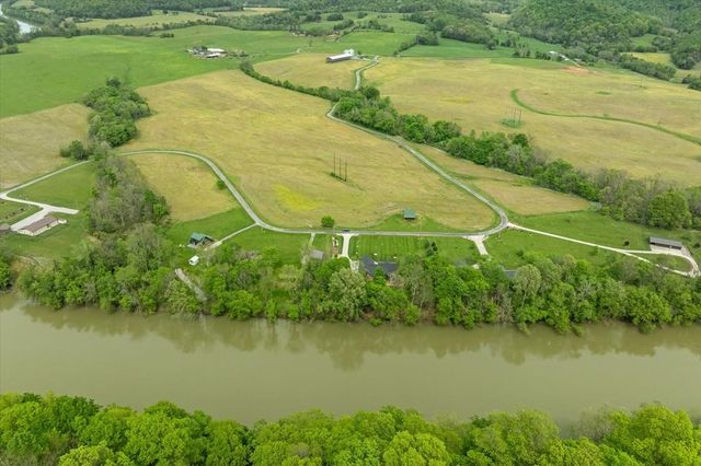 253 Hiawassee Ln, NW, Celina, TN 38551