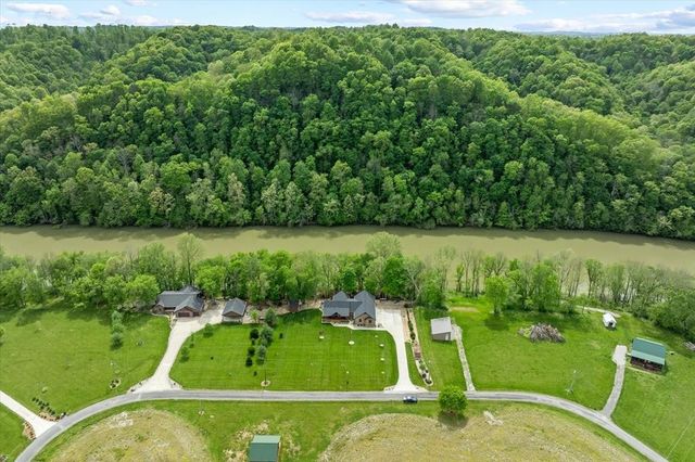 253 Hiawassee Ln, NW, Celina, TN 38551