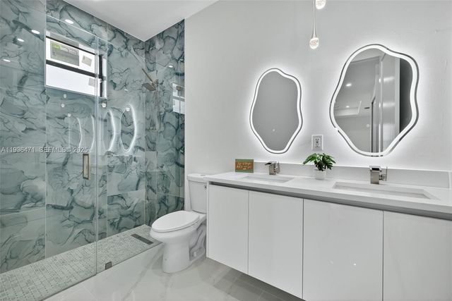 2325 NW 25 Lane, Cape Coral, FL 33993